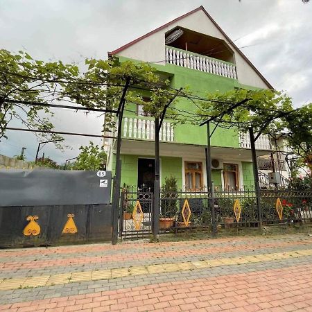 Apartment Sofia Batumi Luaran gambar